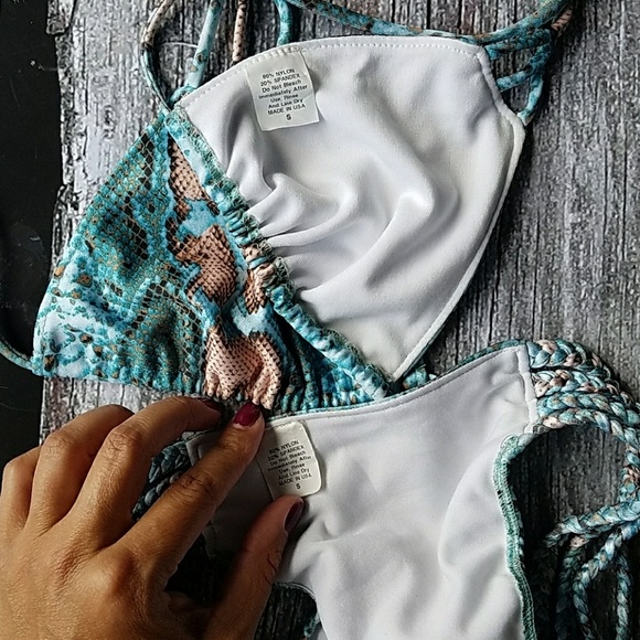 Gorgeous Snakeskin 2 piece Bikini set - Picture 8 of 8